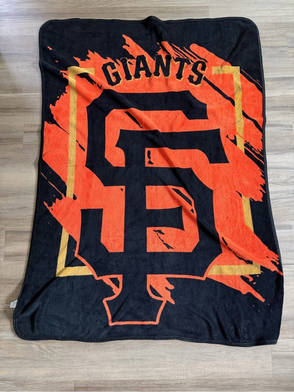Genuine Merchandise San Francisco Giants Plush Throw - Black, Orange & Gold